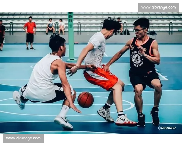 野球场强者信号：这几类人一出场就藏不住